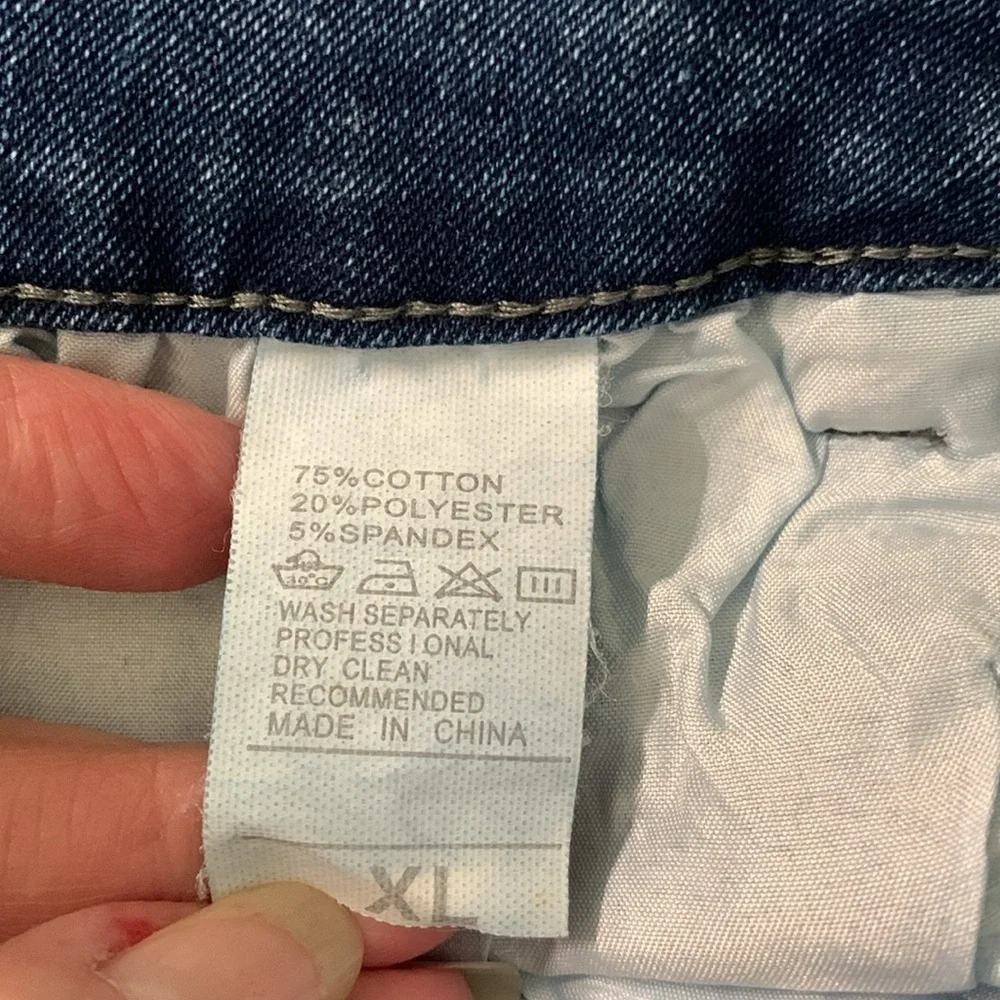 Bell Bottom Ragged Edge Jeans Size XL NWOT - Picture 3 of 4